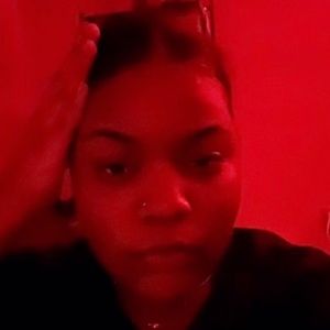 Meet your Posher, Teayaria